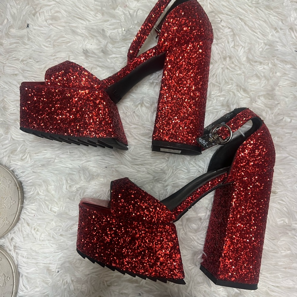 RED GLITTER HOLIDAY PLATFORM HEELS